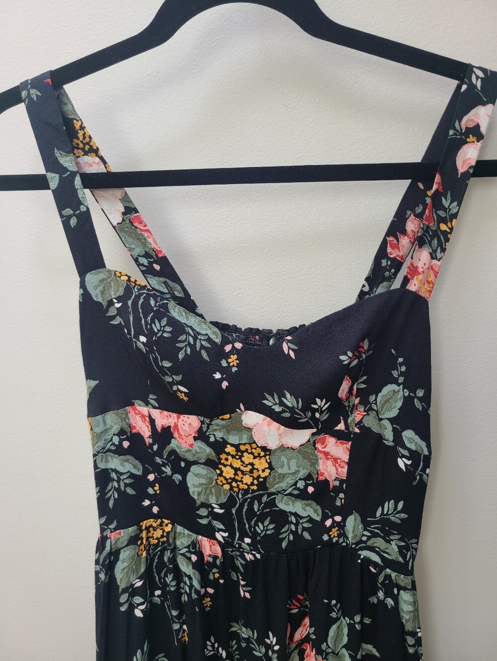 Reformation Celestia Dress - Picture 4 of 15